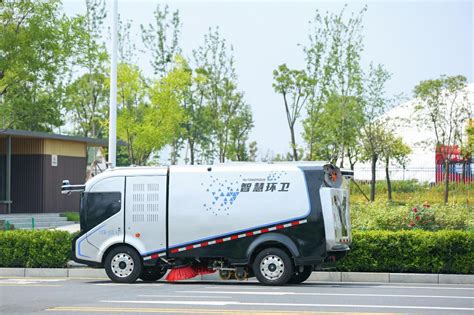 玉龍環保：無人駕駛智慧環衛