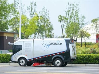 今年無人環衛設備需求呈現“井噴式”增長