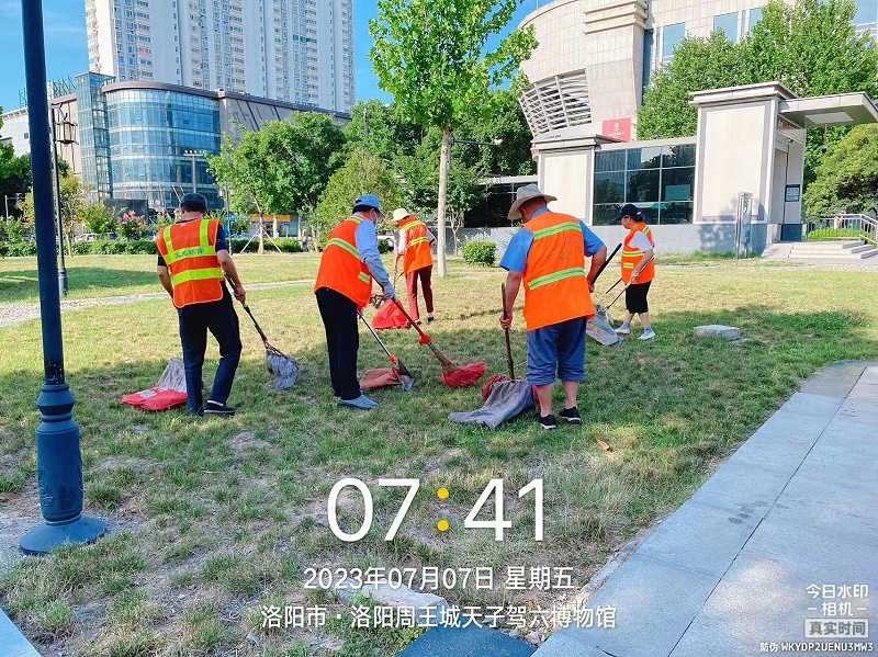 玉龍環保：洛陽市政保潔服務