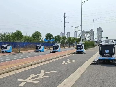 南寧市啟動無人駕駛環衛清掃試點工作